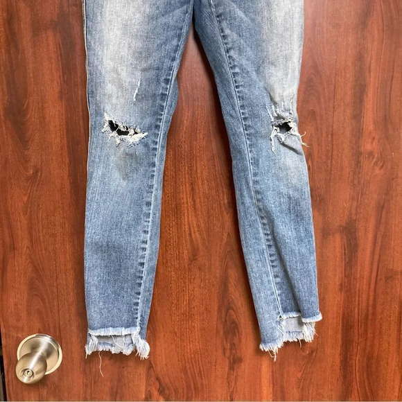 ONE TEASPOON Freebirds II Low Waist Skinny Light Wash Step Hem Jeans Size 26 - Picture 5 of 10